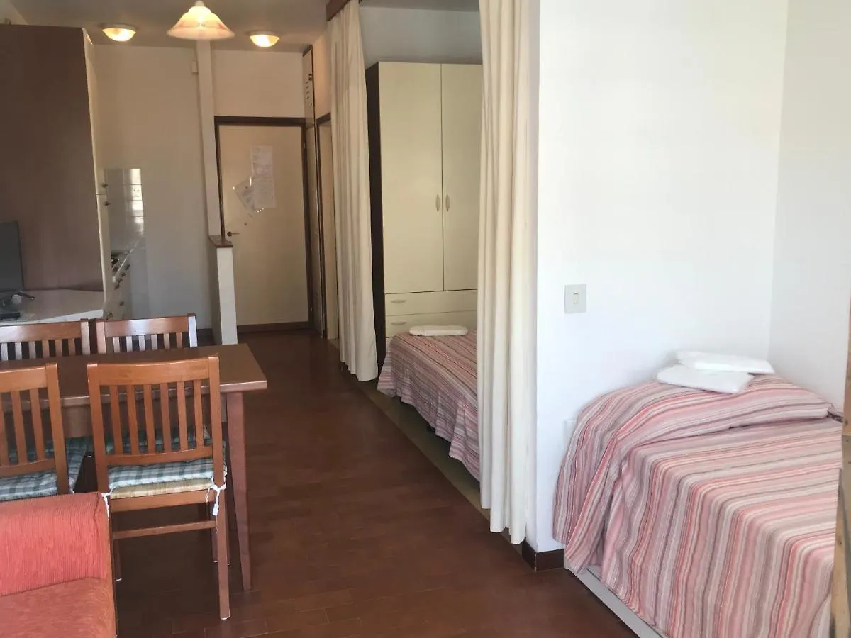 Apartment Residence Santa Fe Da Colla Lido di Jesolo