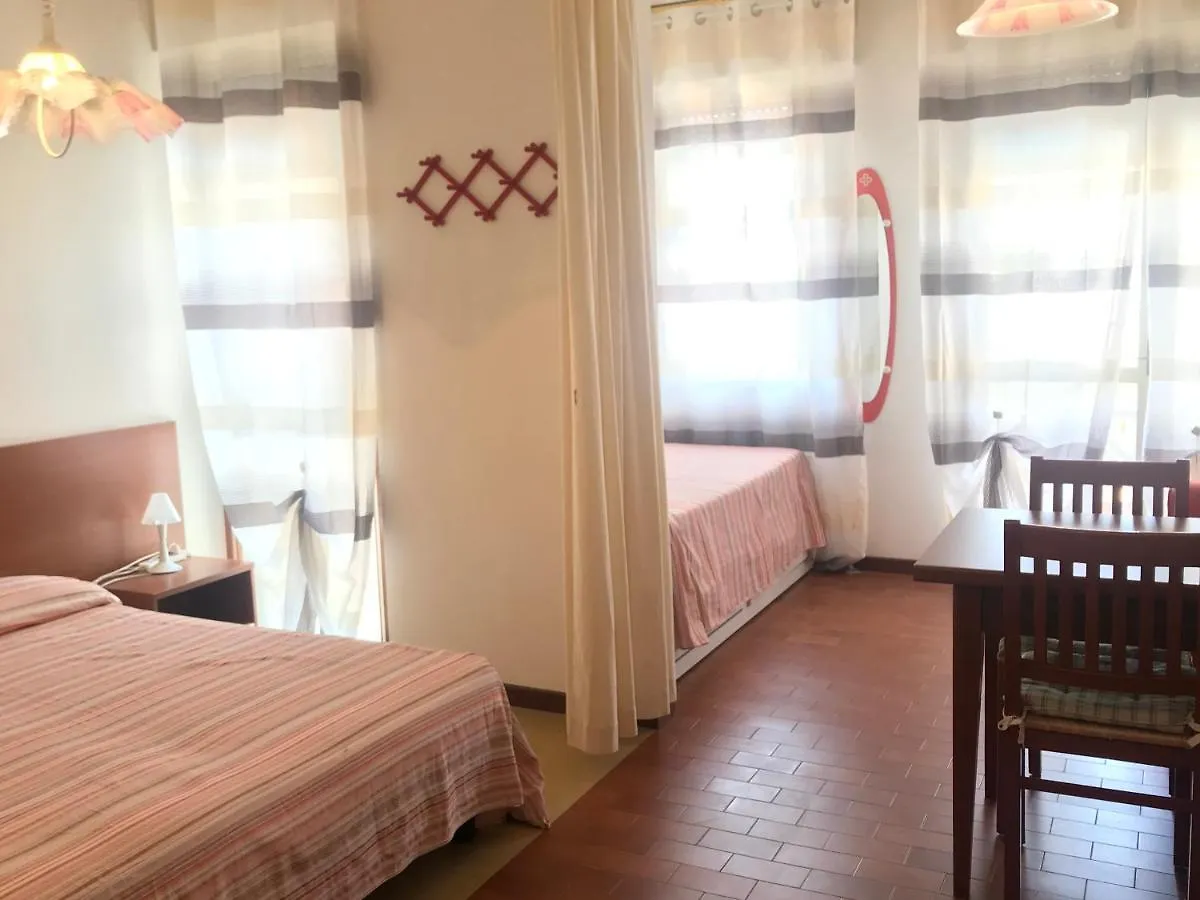 Residence Santa Fe Da Colla Lido di Jesolo 0*,  Itálie